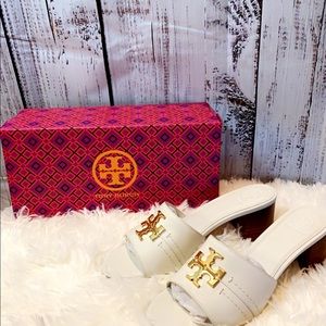 BNIB!! Tory Burch Everly mule, Ivory Calf leather